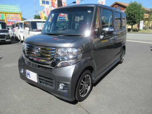 ホンダ　N-BOX  カスタムSSパッケージ